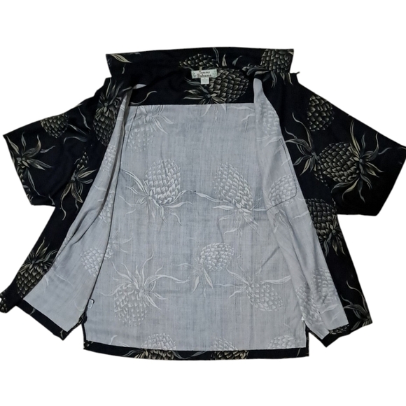 Tommy Bahama Men's Luxe Silk Camp Shirt with Tropical Print Size XL - Picture 9 of 16